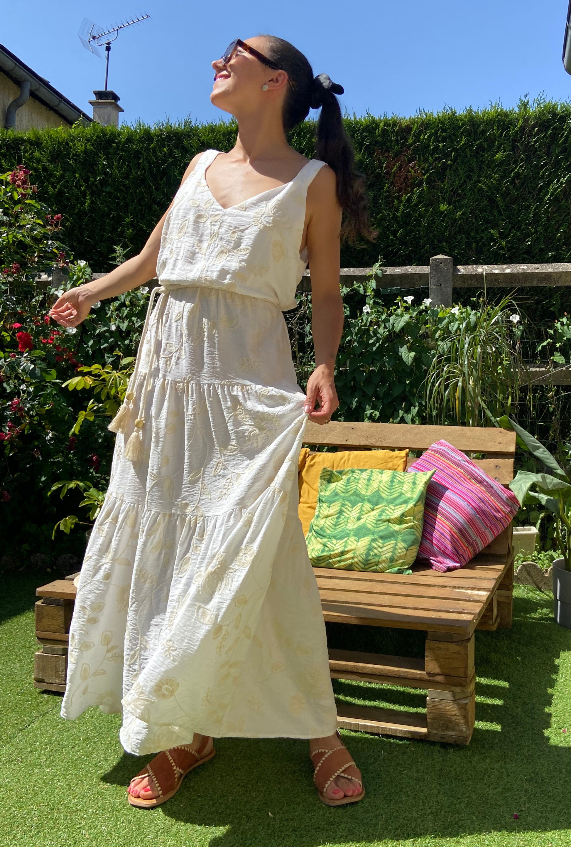 Seline - Robe longue brodée