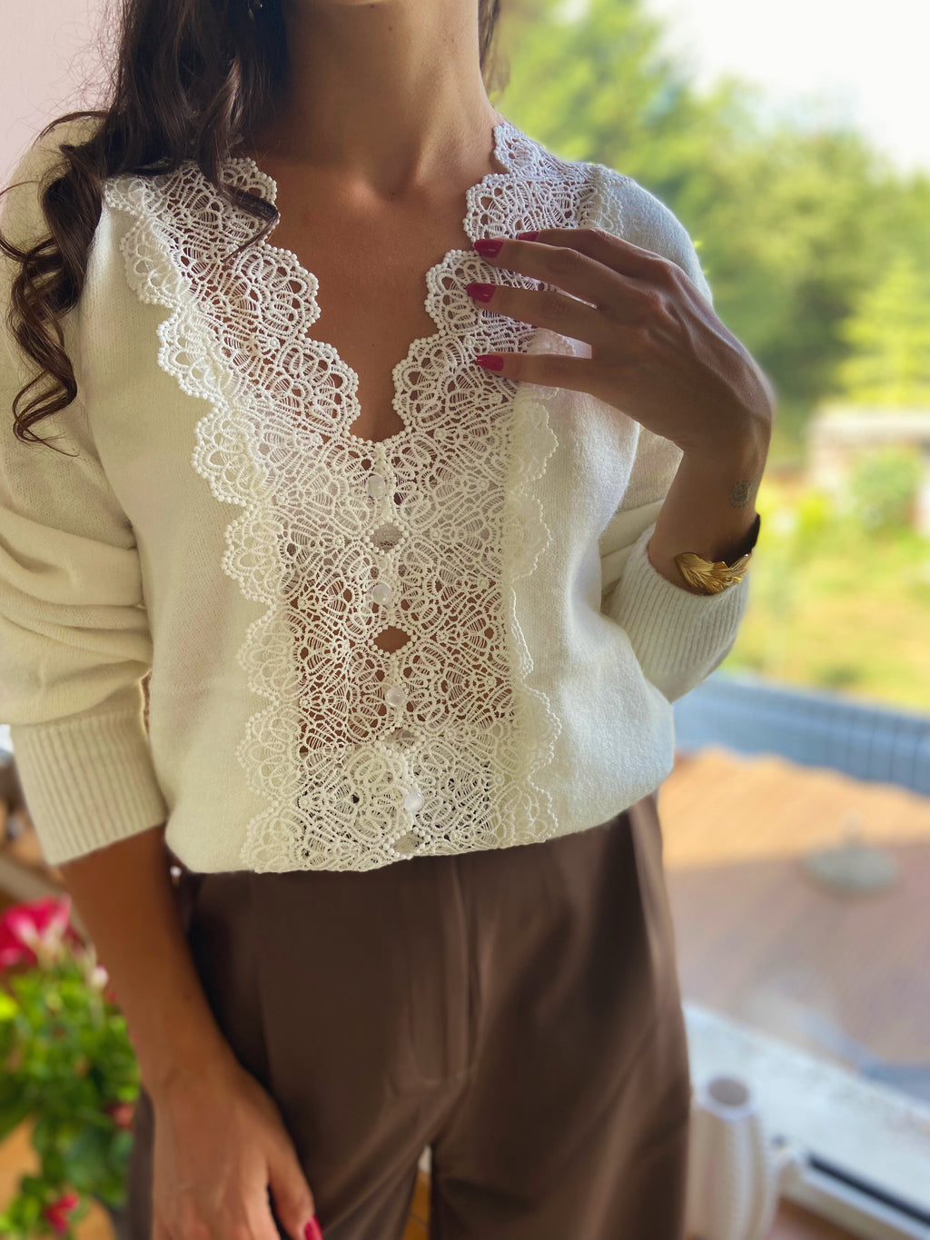 Serena - Pull détail en dentelle